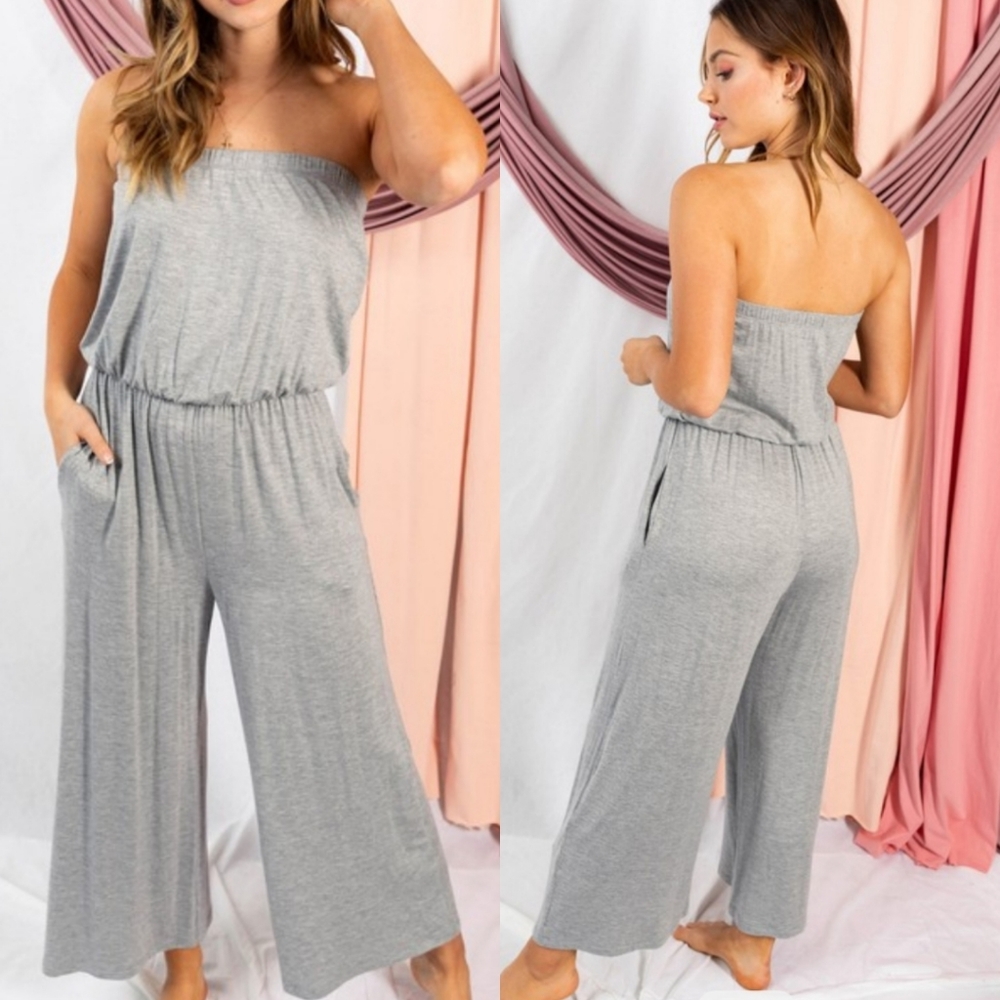 Black Ankle Sleevless Jumpsuit - Picture 2 of 2